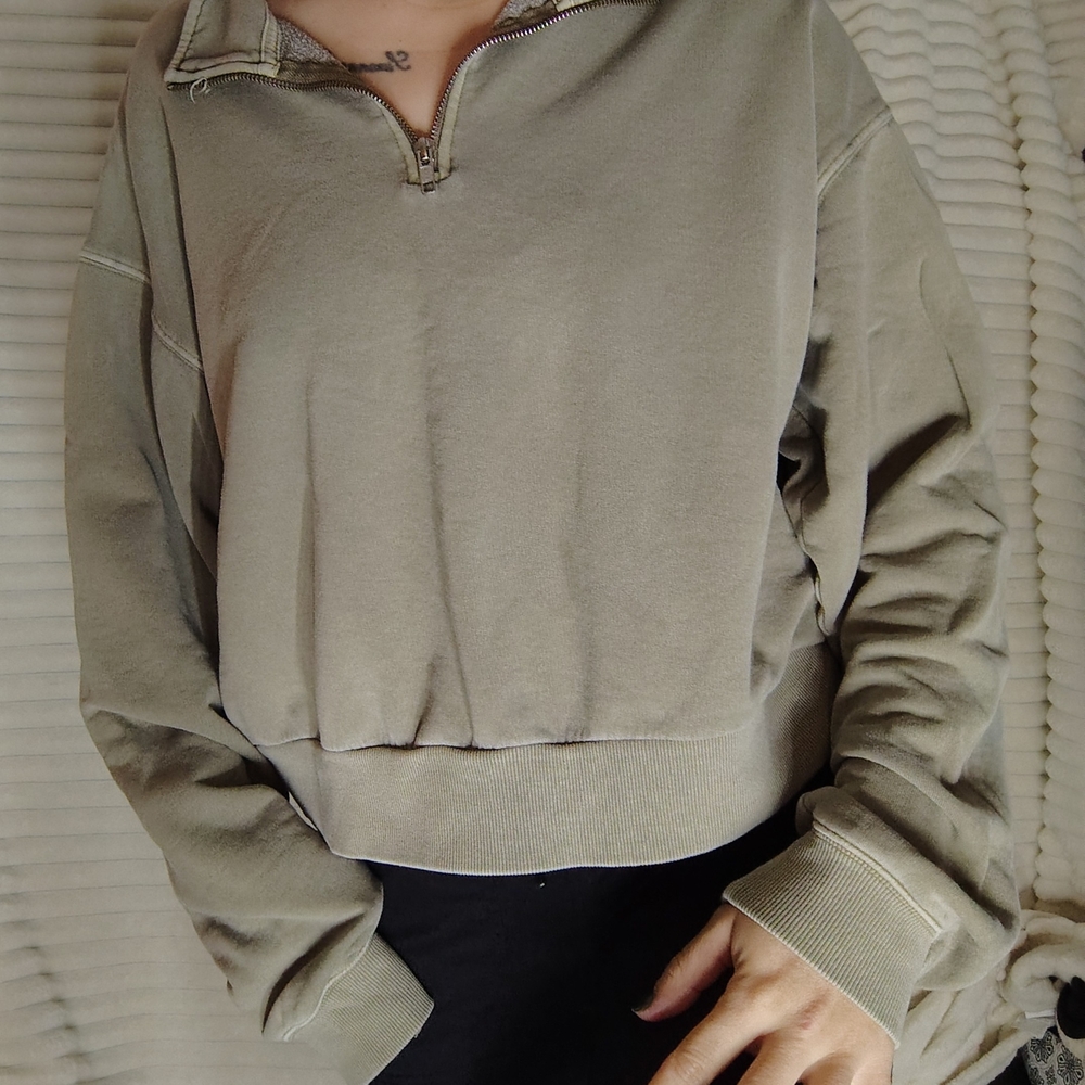 Wild Fable Light Green Pullover - Picture 3 of 5